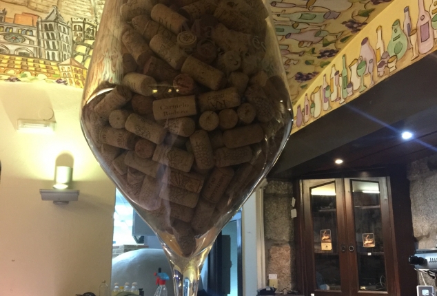 Reformas en Ourense. Asador de Roa